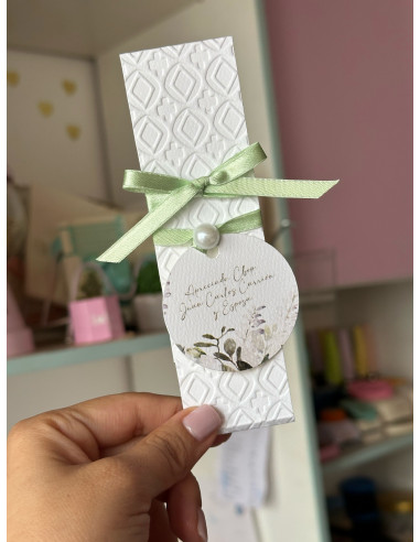 Invitación una pieza premium + Nombres dorados