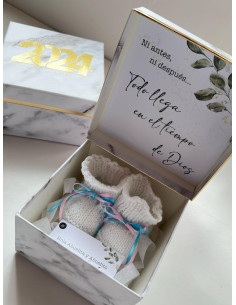 Regalo Bebé en camino: Escarpines 2