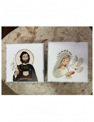 Caja: Taza + Llavero + Chocolates